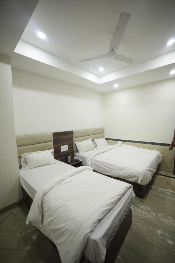 Hotel Shri Ram Residency Агра Екстериор снимка